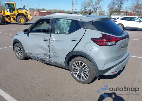 2021 Nissan Kicks Sv Xtronic Cvt z USA, uszkodzony, nr VIN 3N1CP5CV8ML540186